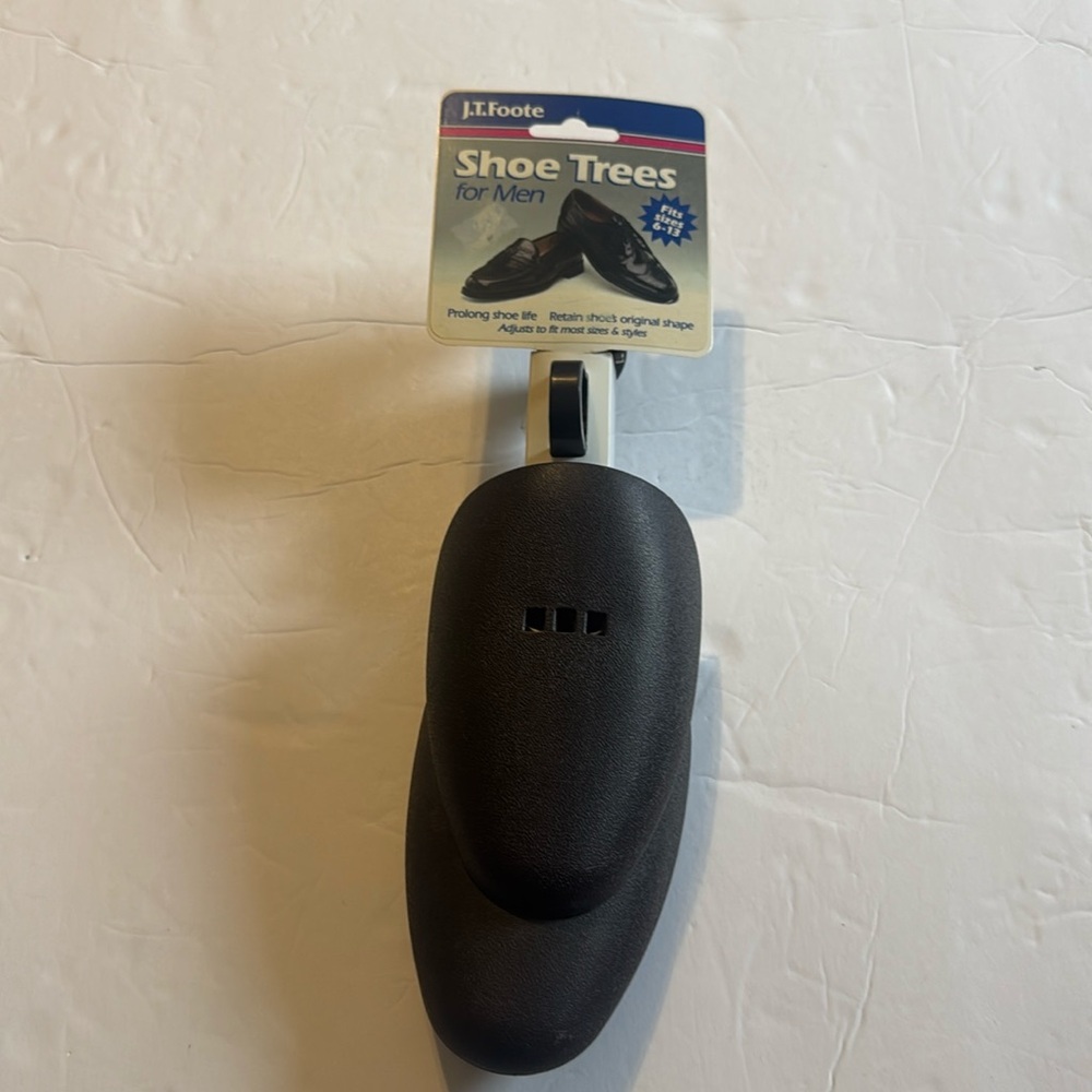 J.T.Foote Shoe Trees for Men. New in packaging Fits size 6-13